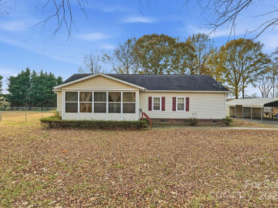 6351 Pleasant Grove Church Rd Kannapolis, NC 28081