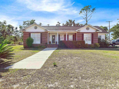 515 N Quincy St Perry, FL 32347