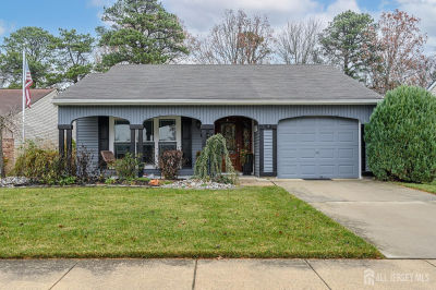 20 Buxton Ct Southampton, NJ 08088