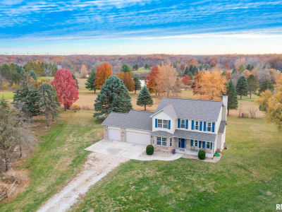 2215 County Road 600 N Secor, IL 61771