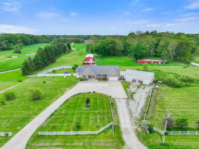 2395 S 400th St W Warsaw, IN 46580