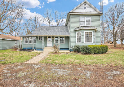 112 W North Front St Sadorus, IL 61872