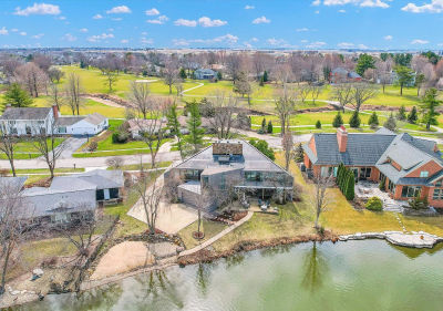 4010 Clubhouse Dr Champaign, IL 61822