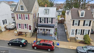 4135 Rhawn St Philadelphia, PA 19136