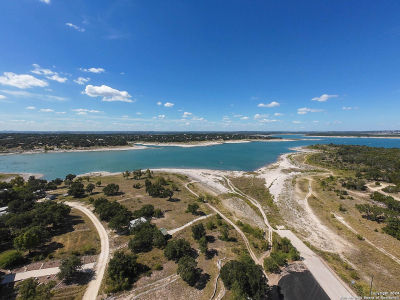 1530 Canyon Bnd #957 Canyon Lake, TX 78133