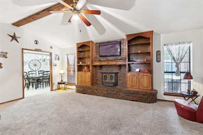 410 E Johnson St Lexington, OK 73051