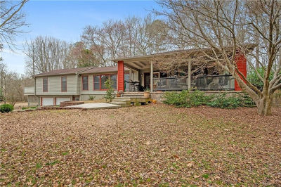 1063 Memorial Dr E Dallas, GA 30132