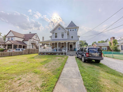 38 Park Ave Amityville, NY 11701