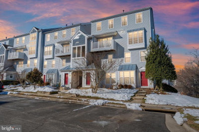 11712 Tolson Pl APT 304 Woodbridge, VA 22192