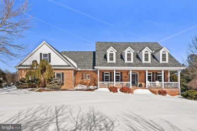 256 Cliffside Dr Edinburg, VA 22824