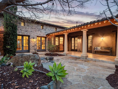 14662 Encendido San Diego, CA 92127