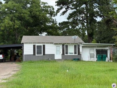 302 W Runnels St New Boston, TX 75570