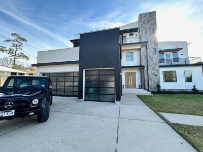 3308 N Macgregor Way Houston, TX 77004