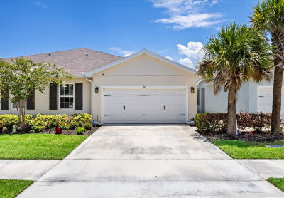 843 Persimmon Pl Fort Pierce, FL 34981
