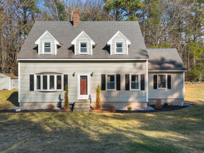 916 River Rd Weare, NH 03281