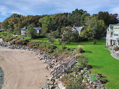 40 Yeomalt Ave Staten Island, NY 10312