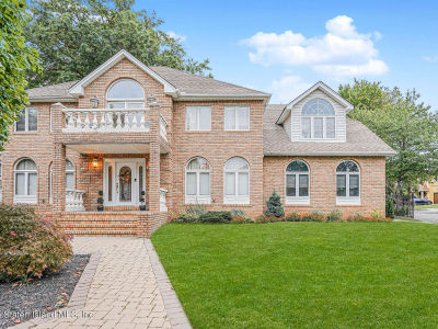 311 Bertram Ave Staten Island, NY 10312
