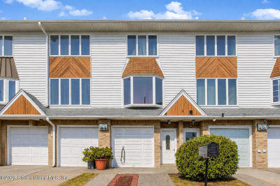 107 Hempstead Ave Staten Island, NY 10306