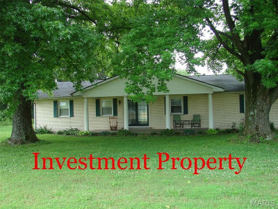 715 W Broadway St Steeleville, IL 62288