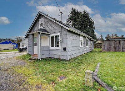 816 Coweeman Ln Kelso, WA 98626