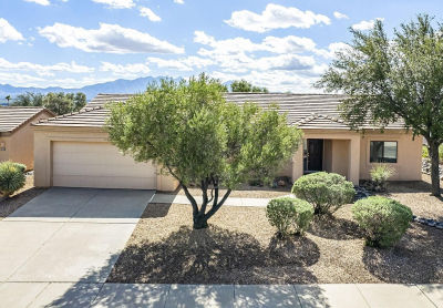 819 W Welcome Way Green Valley, AZ 85614