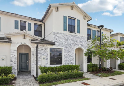 28625 SW 132nd Ct Homestead, FL 33033