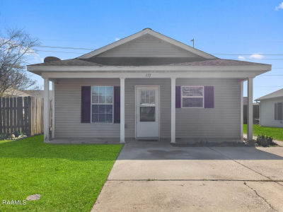 132 E Gilman Rd Lafayette, LA 70501
