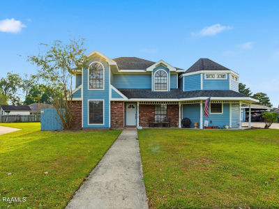 104 Tallowood Cir Lafayette, LA 70508