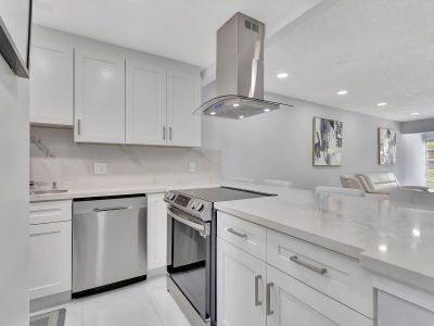 2510 Black Olive Blvd APT 104 Delray Beach, FL 33445