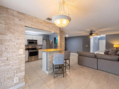 1928 Discovery Cir E Deerfield Beach, FL 33442