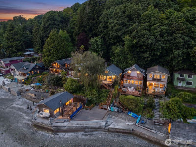 28243 Manzanita Beach Rd SW Vashon, WA 98070