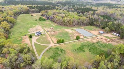 3880 L Lawrence Trl Graham, NC 27253