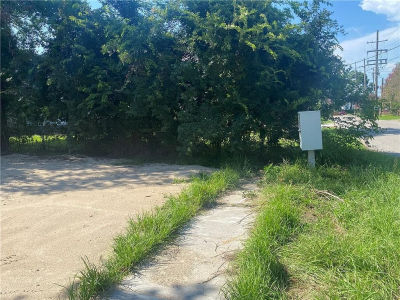 4210 Hamburg St New Orleans, LA 70122