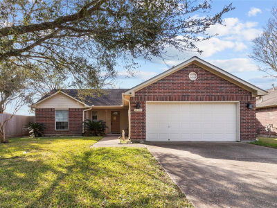 11719 Santa Fe Trl Santa Fe, TX 77510