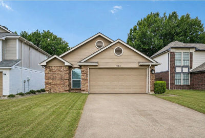 924 Ramblewood Dr Lewisville, TX 75067
