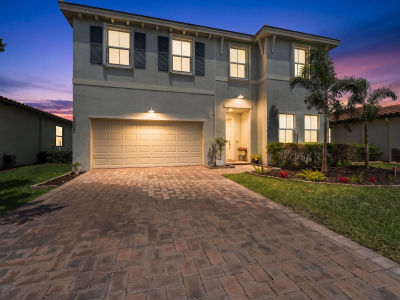 7705 NW Greenbank Cir Port Saint Lucie, FL 34987