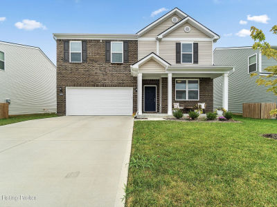 5003 Aiken Back Ln La Grange, KY 40031