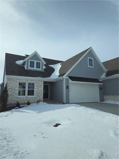 13427 W 174th Ter Overland Park, KS 66221