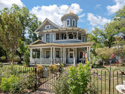 200 NW 4th St Hubbard, TX 76648