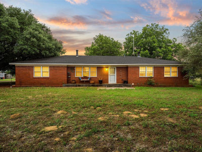 2554 State Highway 22 Whitney, TX 76692