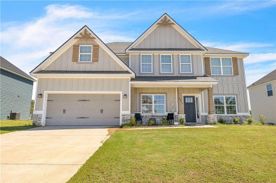 3011 Wymond Dr Opelika, AL 36804