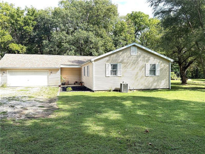 16944 E 3130 North Rd Rossville, IL 60963