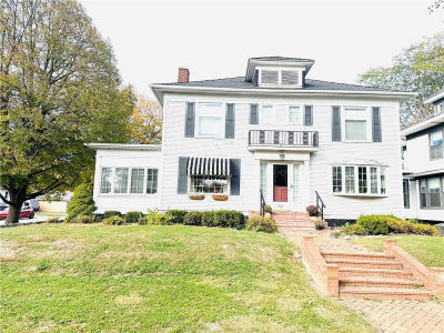 804 E Washington St Hoopeston, IL 60942