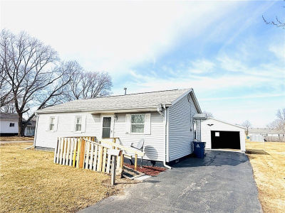 502 E McNeil Ave Hoopeston, IL 60942