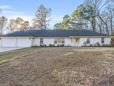 1507 Hickory Ln Columbus, MS 39705