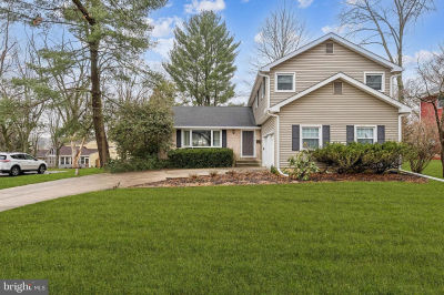 418 Doral Dr Cherry Hill, NJ 08003