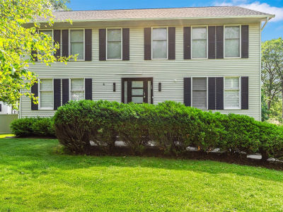 21 Nytko Dr Pomona, NY 10970