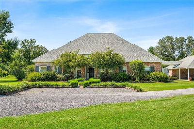 81253 Old Military Rd Bush, LA 70431