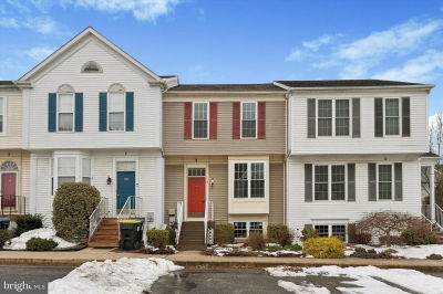 9 Creek Ln Newark, DE 19702