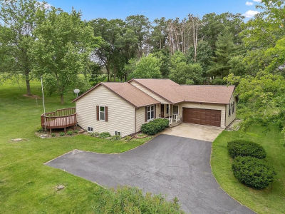 E7173 Eagle Ridge Ct Reedsburg, WI 53959
